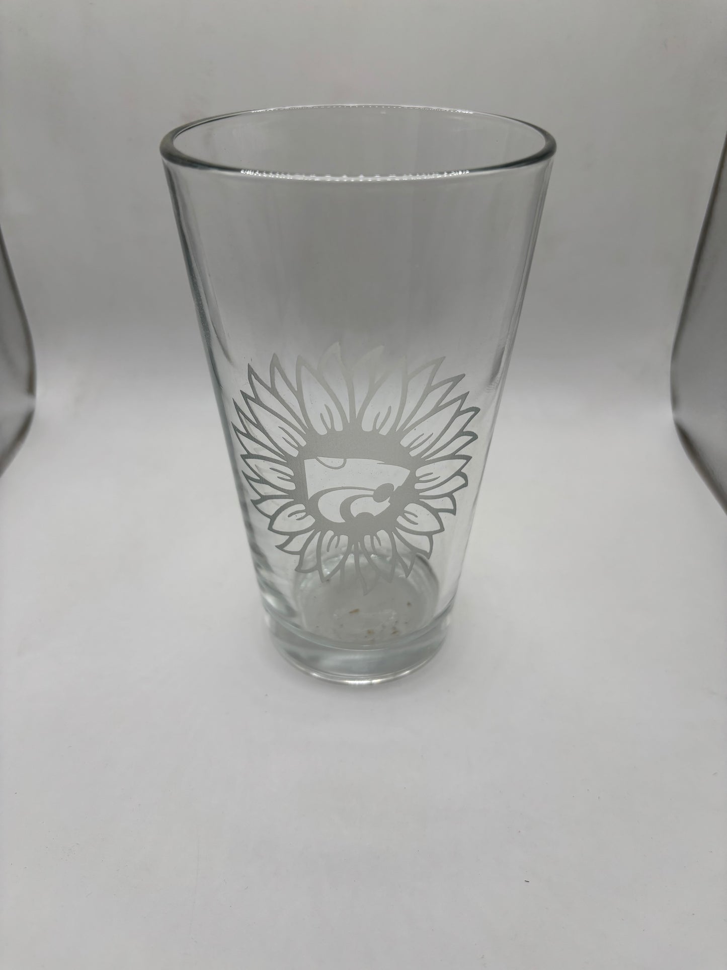 Power Cat in Sunflower on 16oz Pint Glass