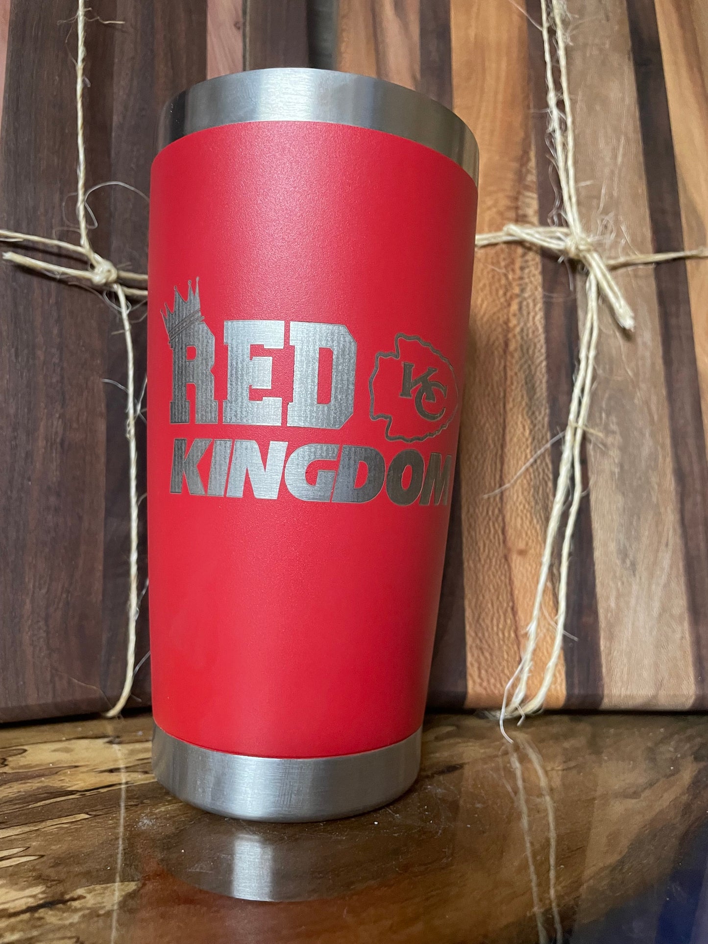 Red Kingdom 20 oz tumbler