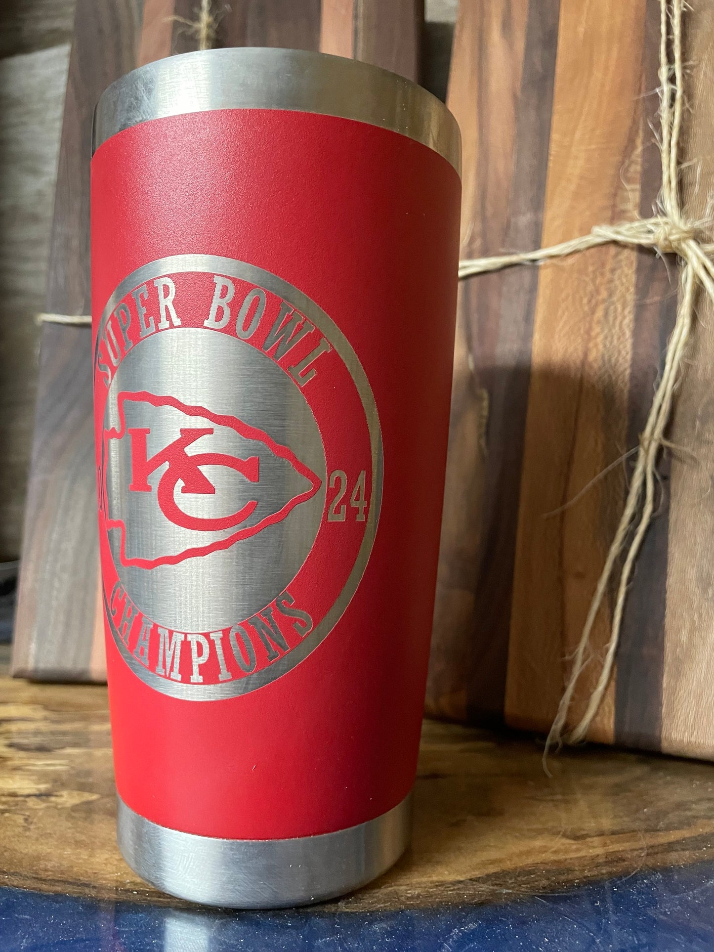 Chiefs Super Bowl Champions Round Logo  20 oz tumbler