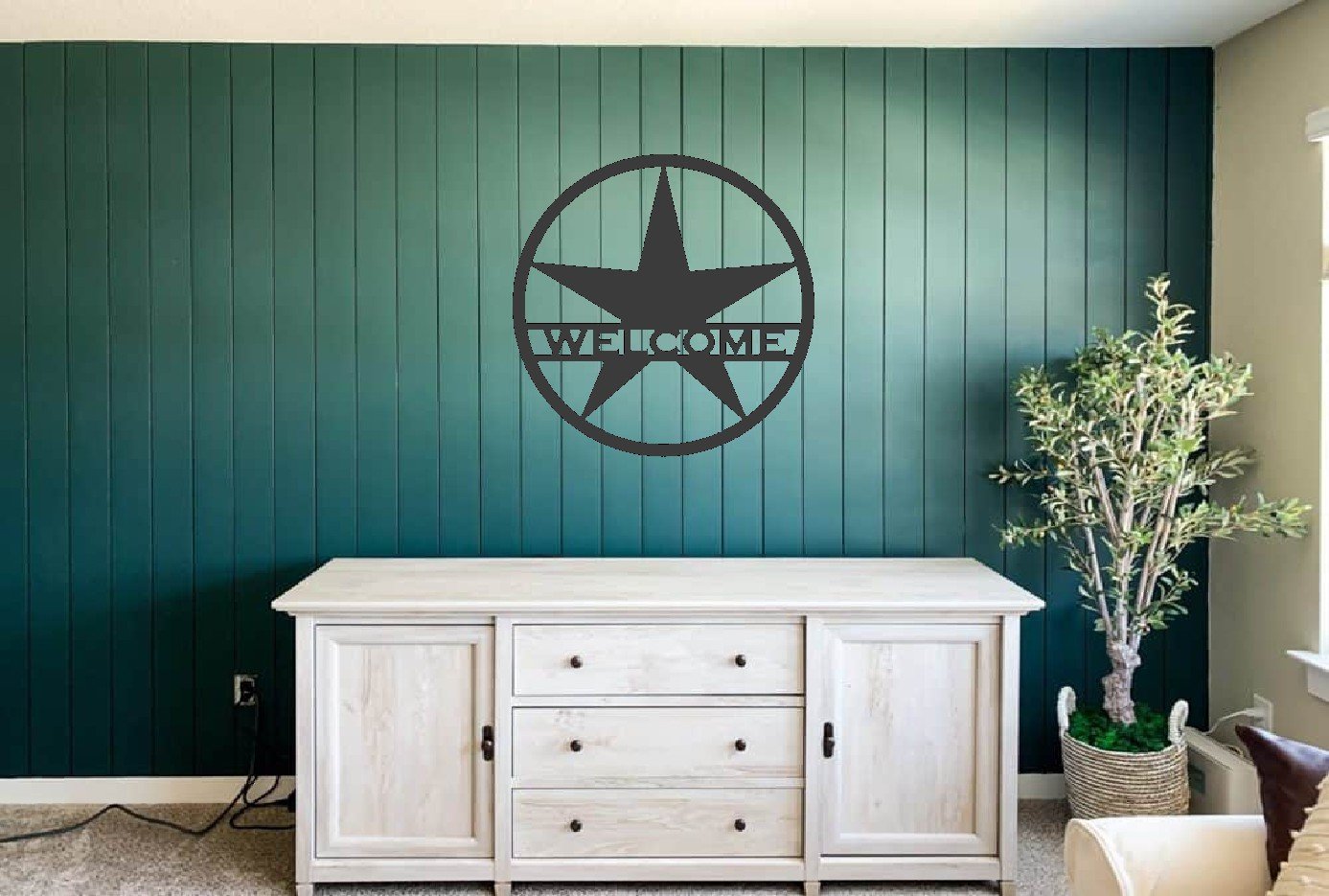 Solid Star Welcome Metal Sign