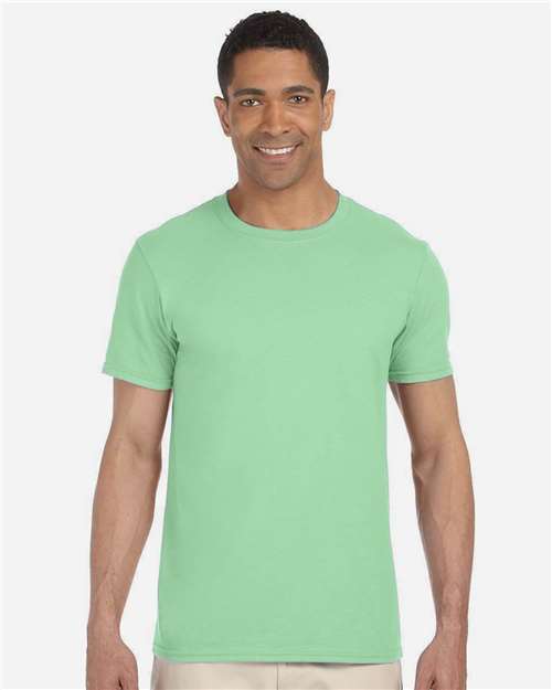 Gildan 6400 Blank warehouse stock
