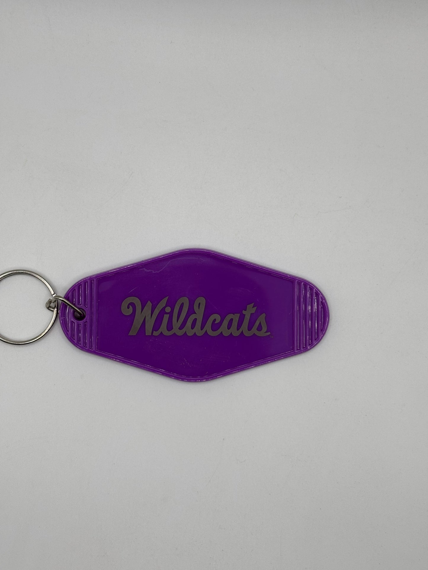 K- State Motel Style Plastic Key Chain